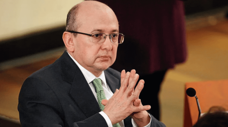 Luis Eduardo Montealegre
